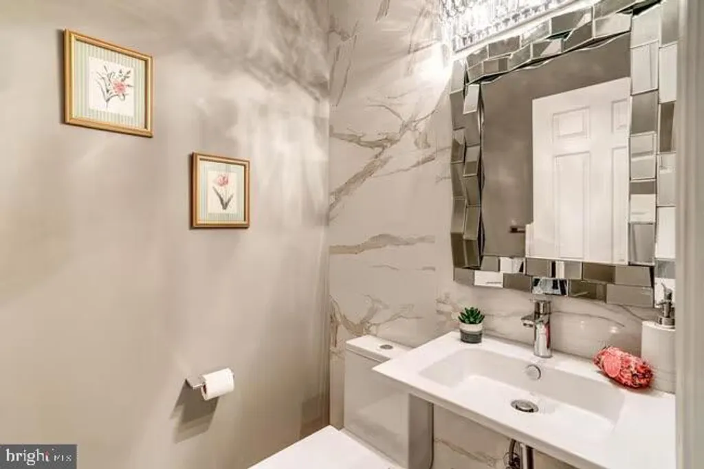 Additional image 18 of 3233 Sutton Place NW Unit A, Washington, DC 20016