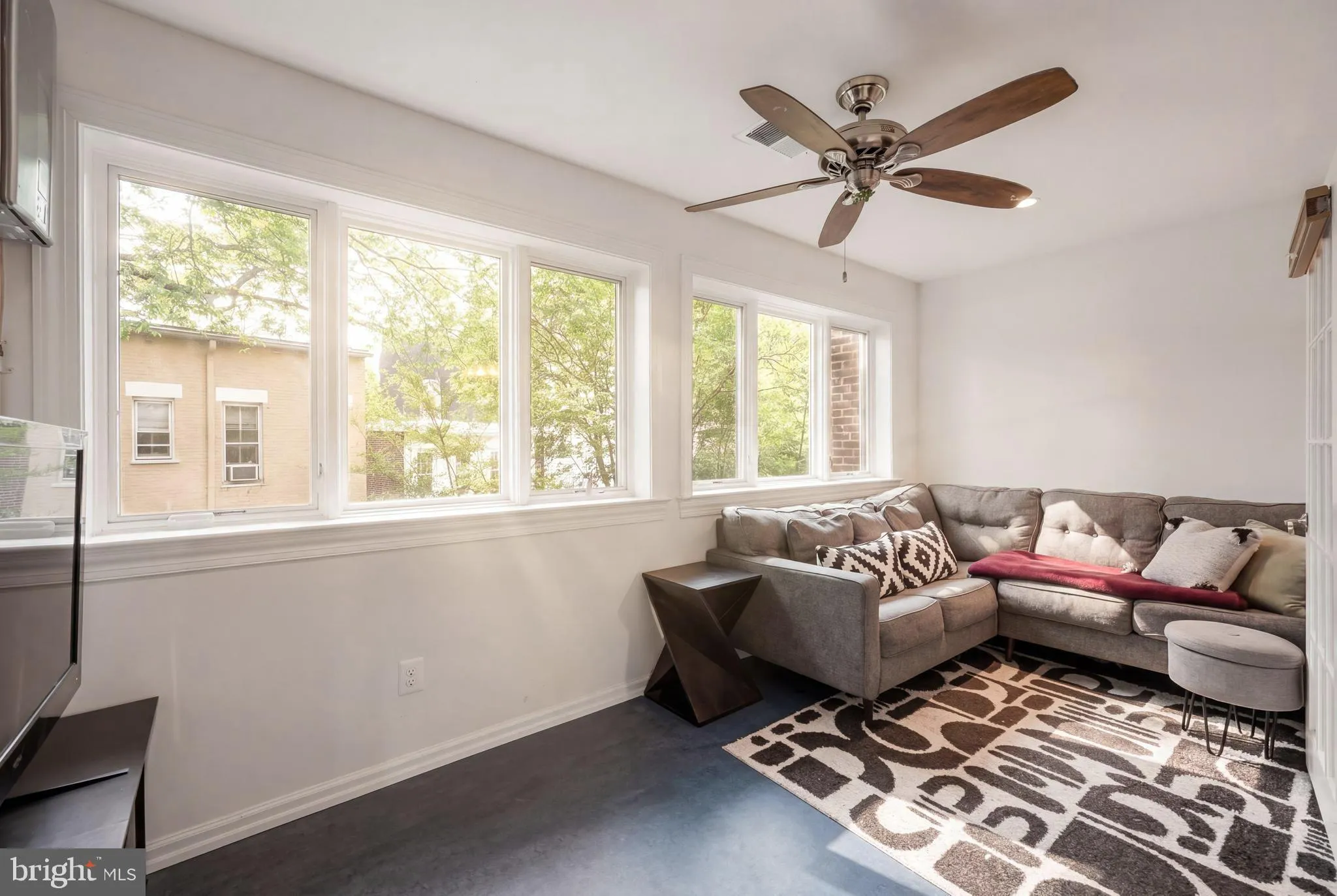 Additional image 94 of 319 C Street SE, Washington, DC 20003