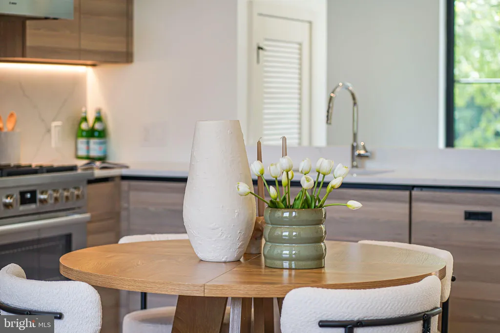 Additional image 9 of 2905 Newark Street NW, Washington, DC 20008