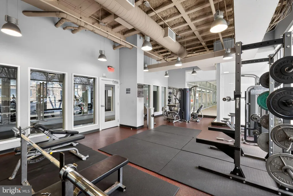 800 4th Street SW Unit S124, Washington, DC 20024