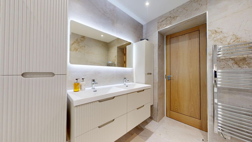 Additional image 2 of 2 bed flat for saleHorsley Hill Road, South Shields, Tyne And Wear NE33