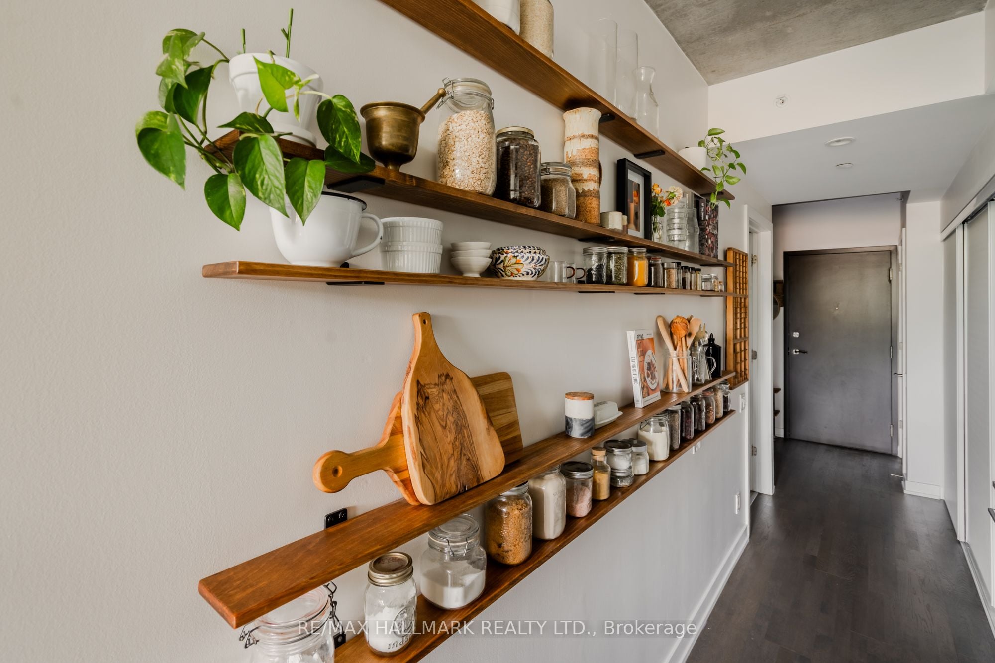 Additional image 4 of 203-60 Haslett Avenue, Toronto, ON, M4L 0A9