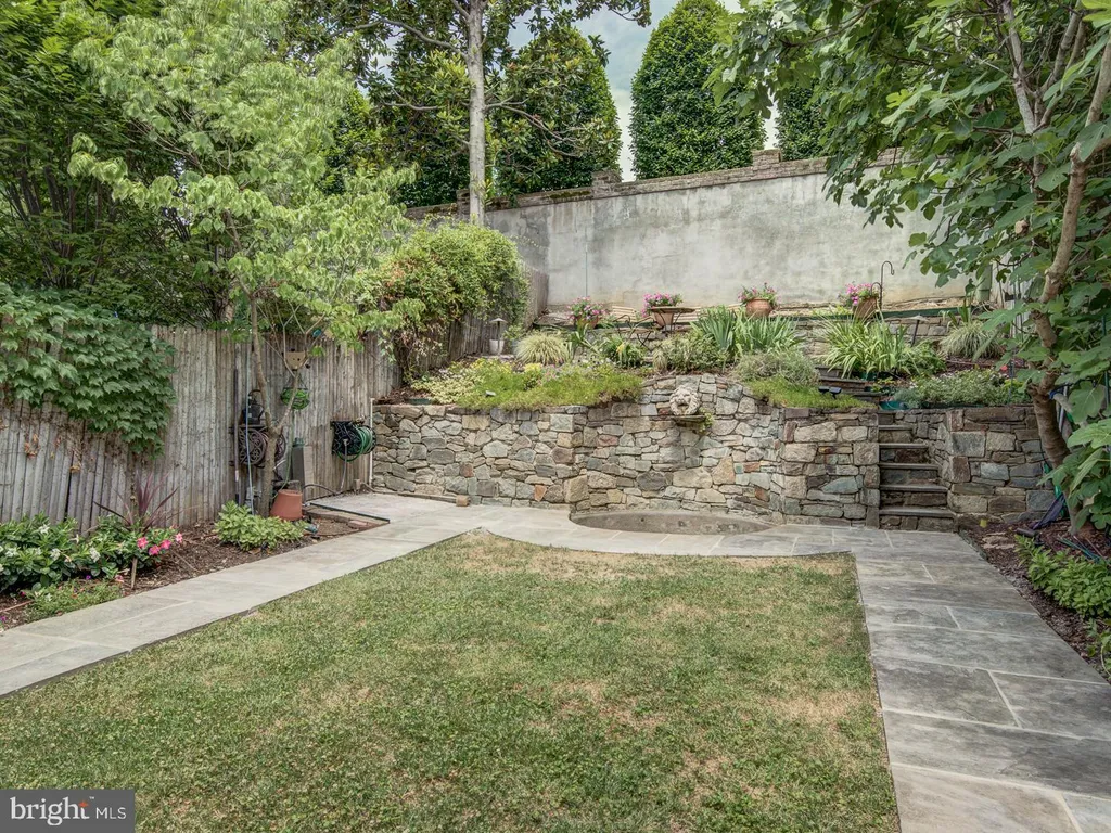 Additional image 76 of 3147 O Street NW, Washington, DC 20007