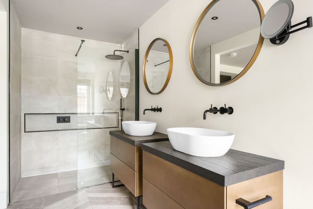Additional image 15 of 4 bed flat for salePainswick Road, Cheltenham GL50