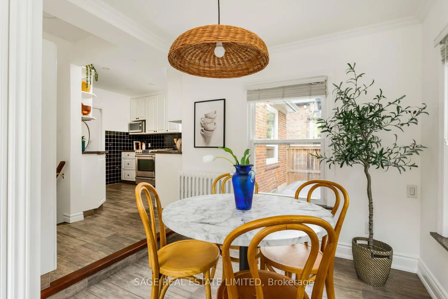 25 Cliveden Avenue photo 5