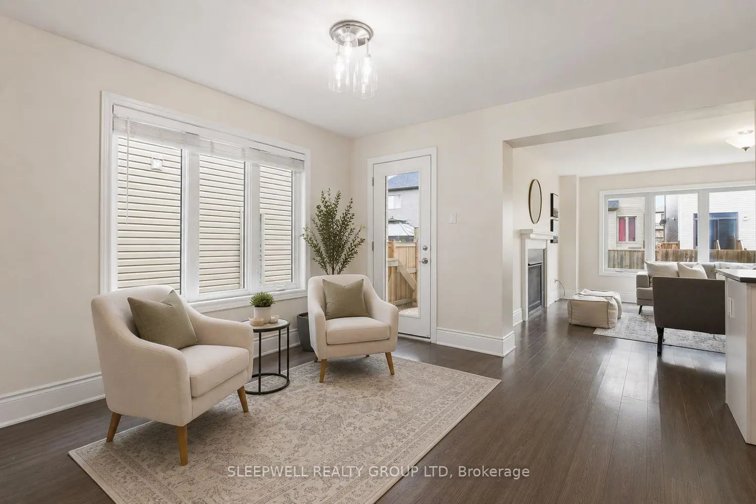 320 Lipizzaner Street photo 5