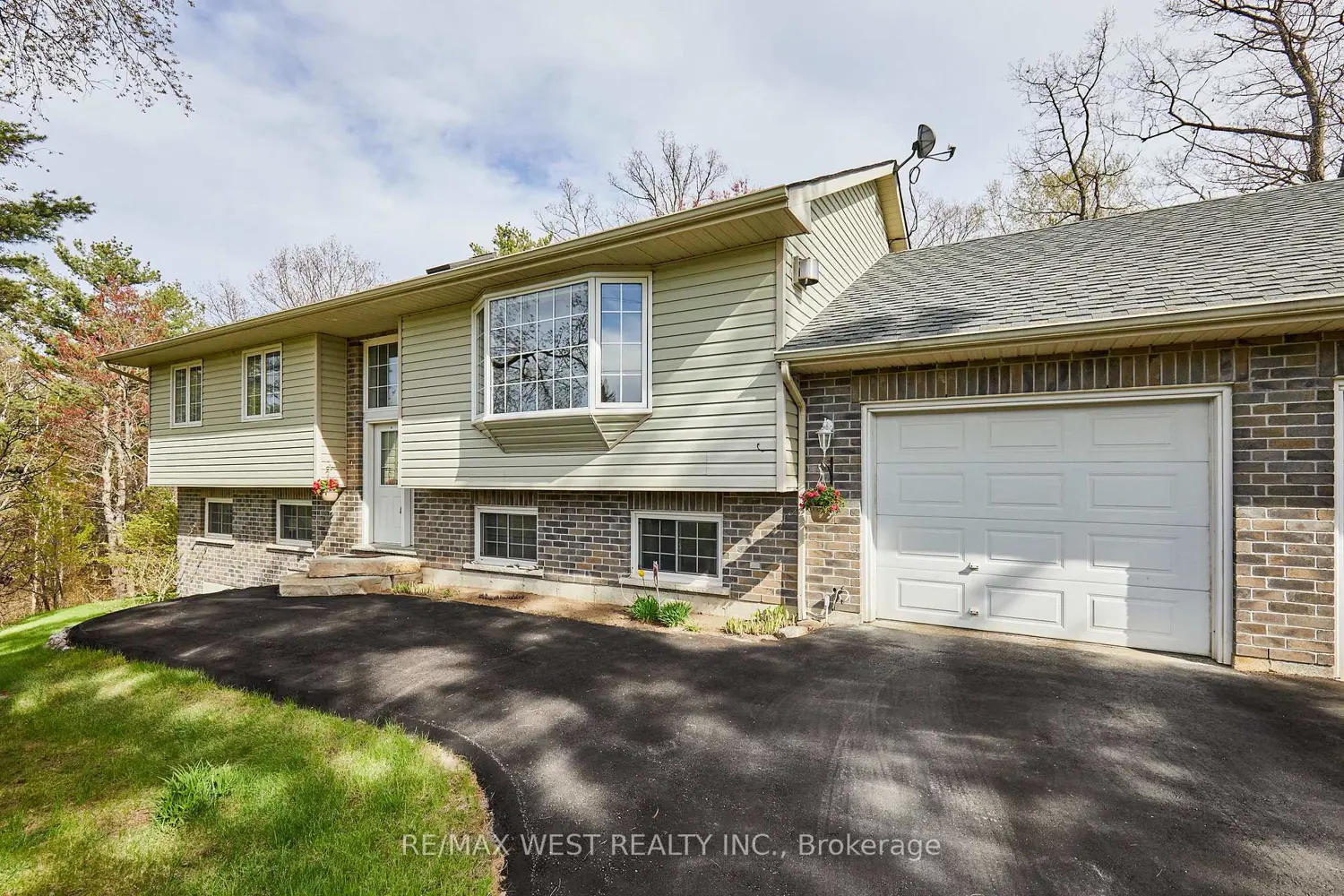 10913 County 9 Road photo 3