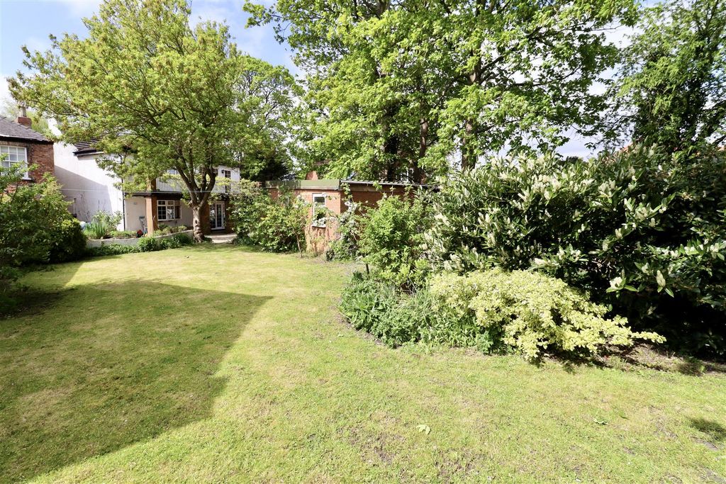 Additional image 13 of 4 bed detached house for saleYork Road, Shiptonthorpe, York YO43