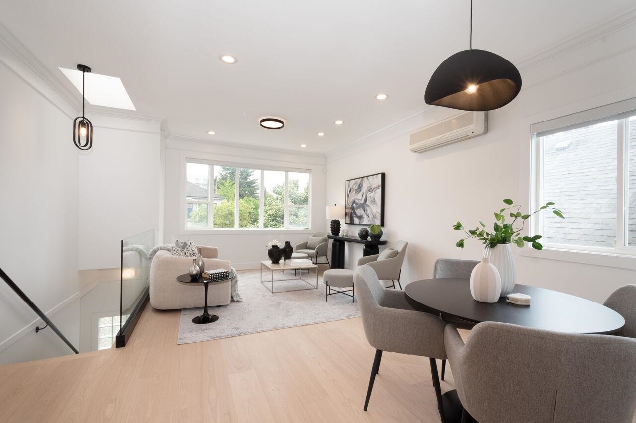 Additional image 2 of 827 32nd Avenue E, Vancouver, BC, V5V 2Y7