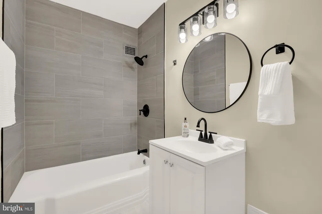 Additional image 15 of 4301 Massachusetts Avenue NW Unit 4001, Washington, DC 20016