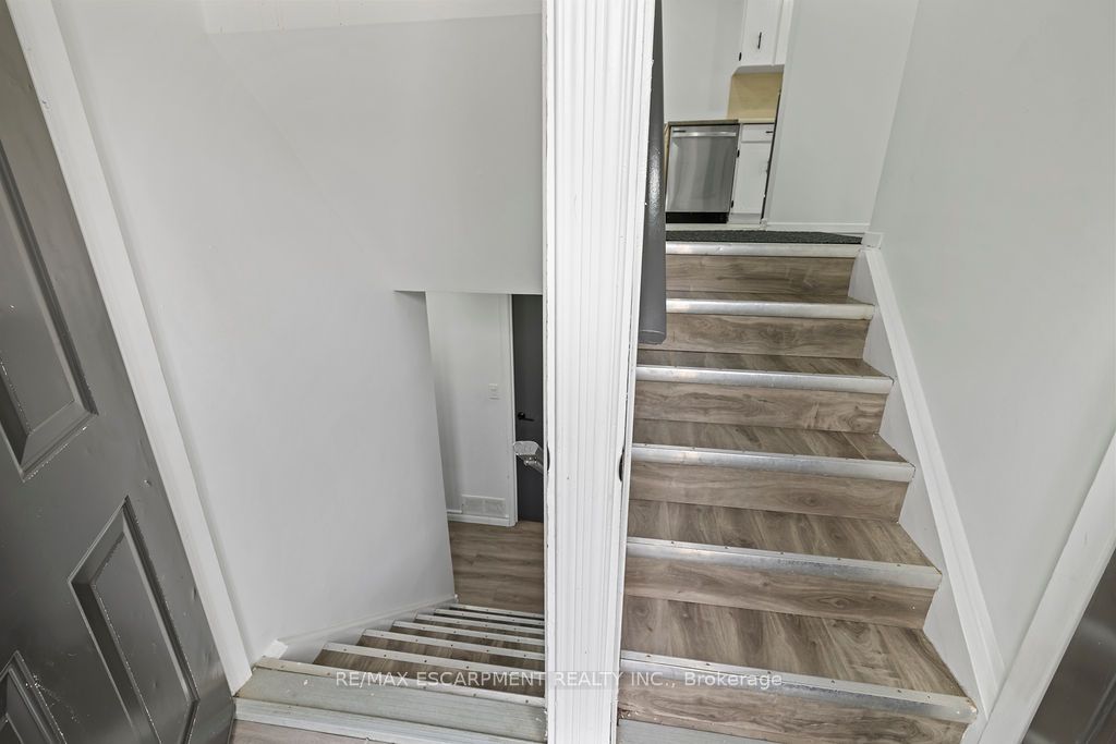Additional image 5 of 24 Tara Crescent, Thorold, ON, L2V 4M1