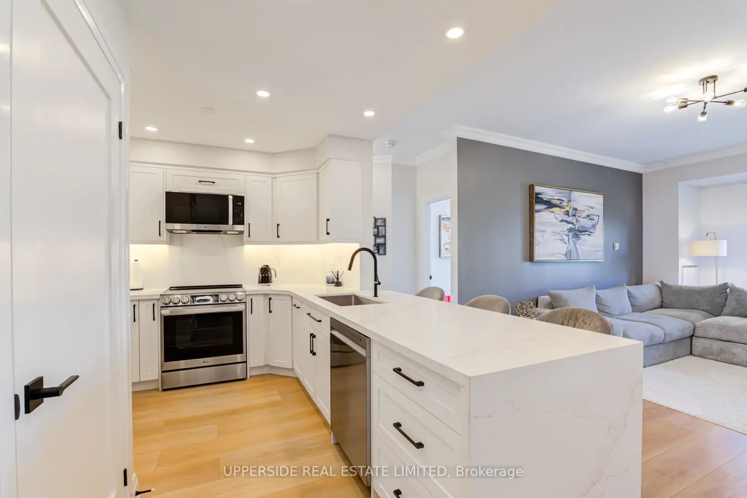Additional image 4 of 1 Maison Parc Court 405