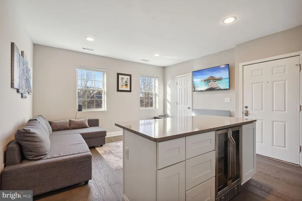 Additional image 4 of 4809 3rd Street NW Unit 4, Washington, DC 20011