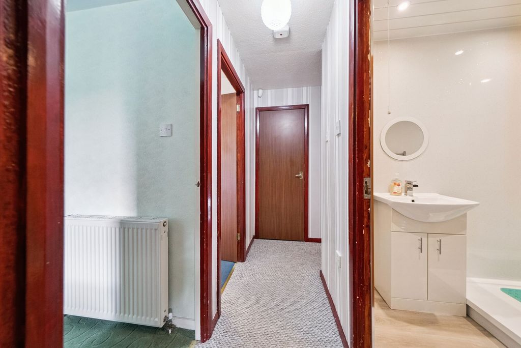 Additional image 13 of 3 bed semi-detached house for sale35 Craigrownie Gardens, Kilcreggan G84
