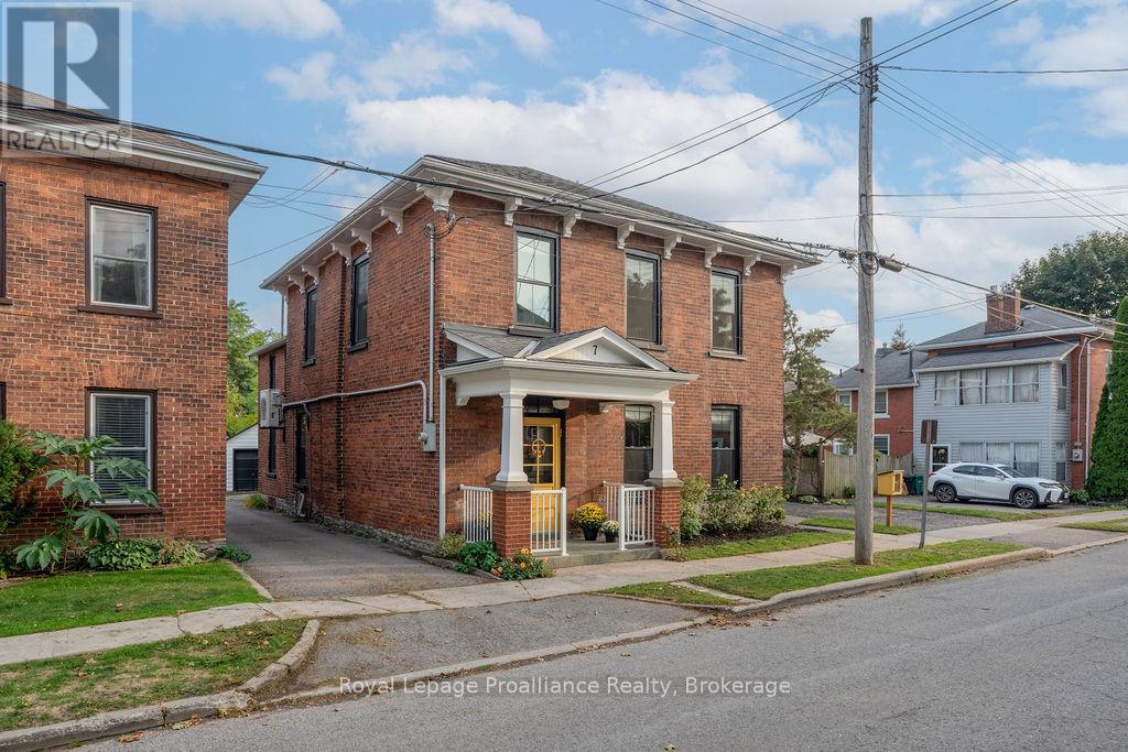 7 FORIN STREET