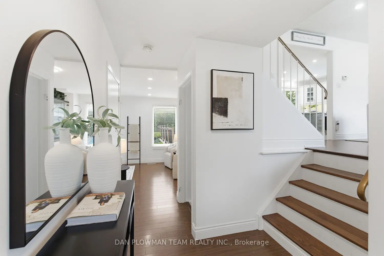 986 Central Park Boulevard photo 2