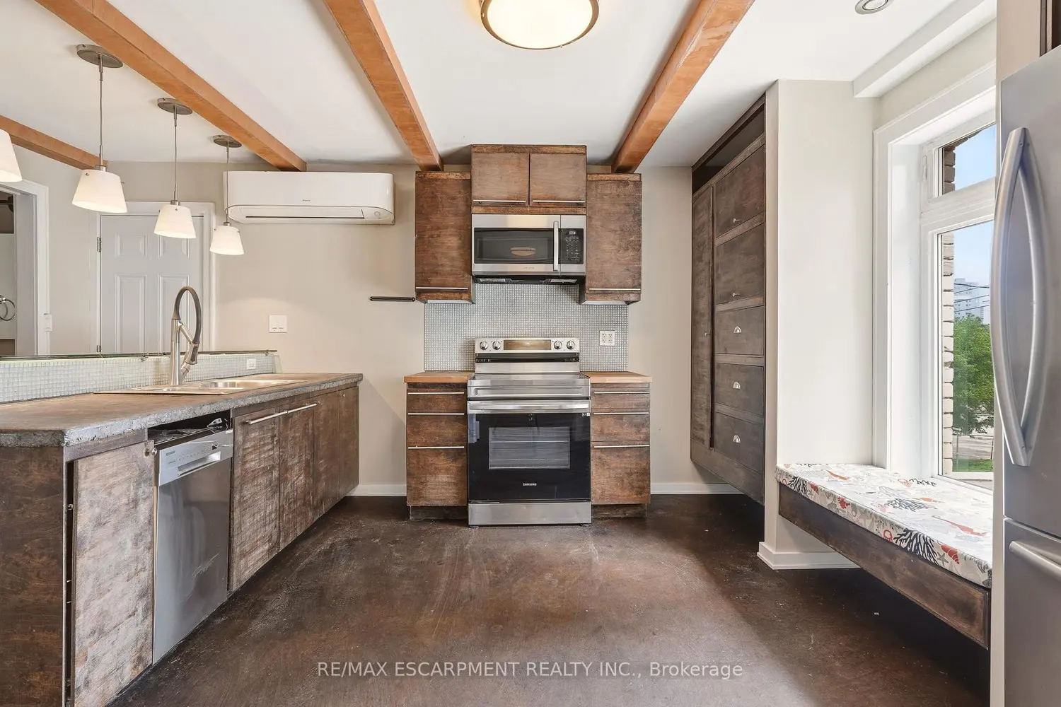 Additional image 7 of 192 Catharine Street
