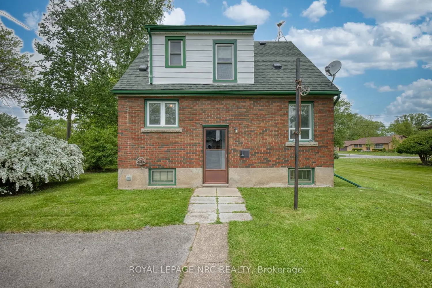Additional image 12 of 4076 Welland Street