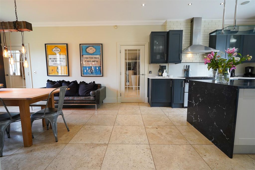 Additional image 10 of 5 bed property for saleSherborne Walk, Blackpill, Swansea SA3