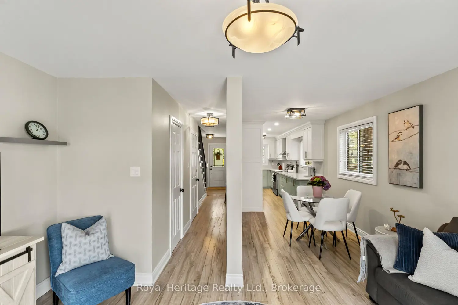 Additional image 9 of 32 Hewitt Crescent
