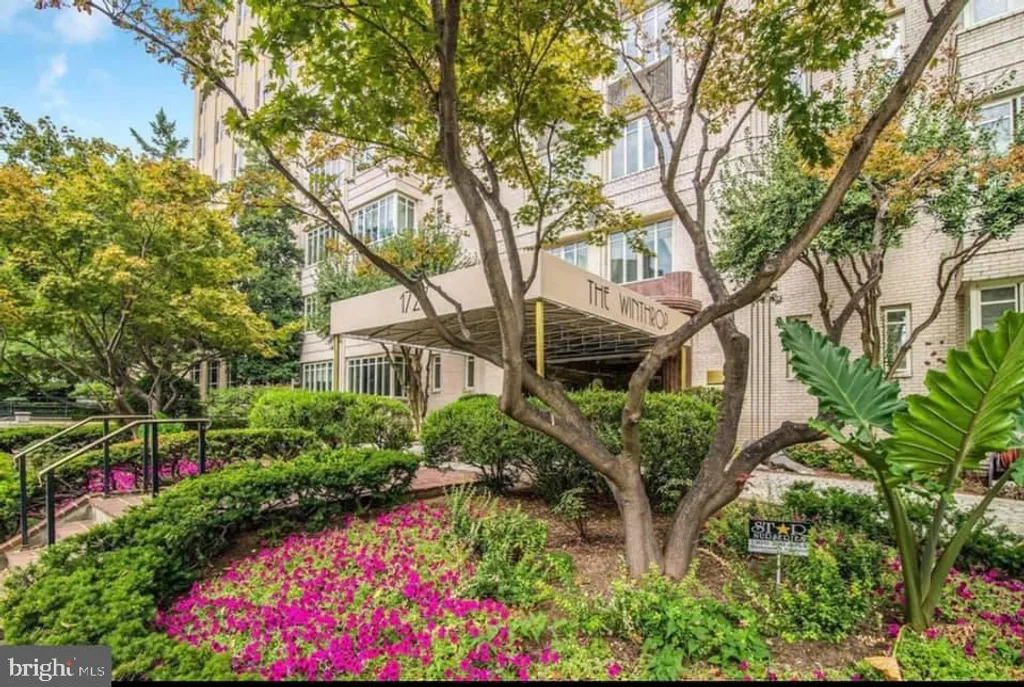 Additional image 2 of 1727 Massachusetts Avenue NW Unit 405, Washington, DC 20036