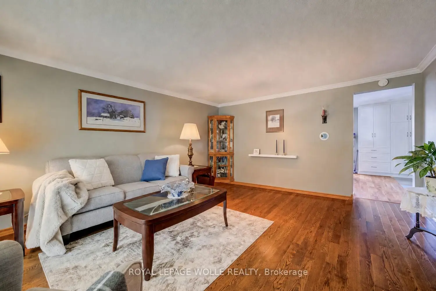 Additional image 3 of 10 Meadow Woods Crescent