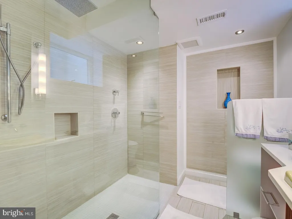 Additional image 18 of 3147 O Street NW, Washington, DC 20007