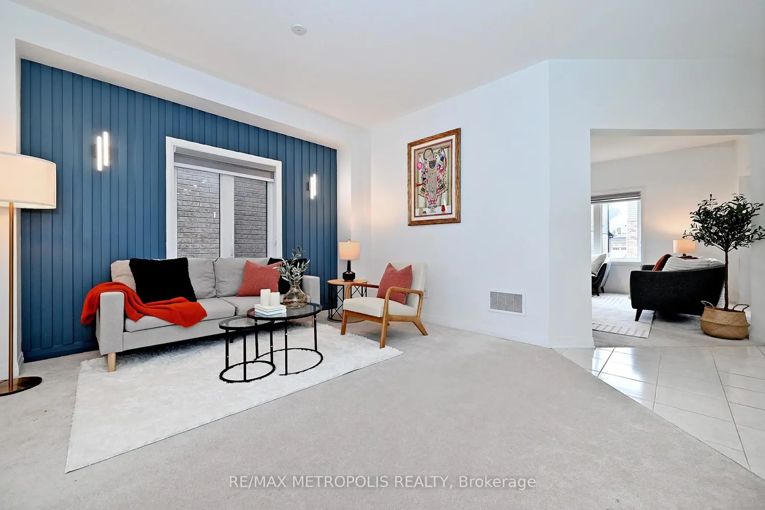 14 Jenner Drive photo 4