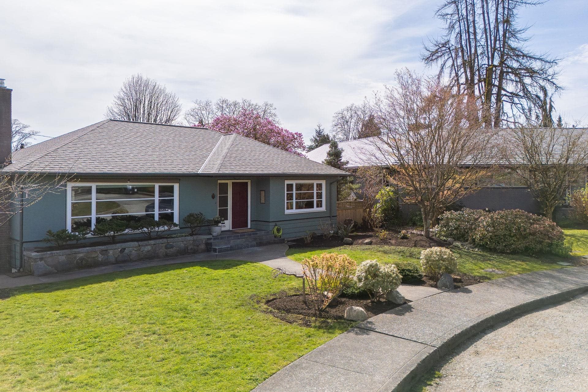 106 College Court, New Westminster, BC, V3L 1K9