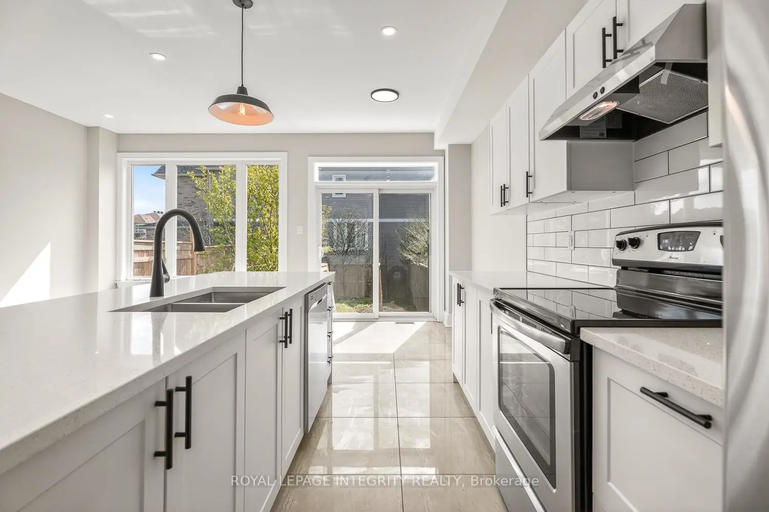 169 Desmond Trudeau Drive photo 2