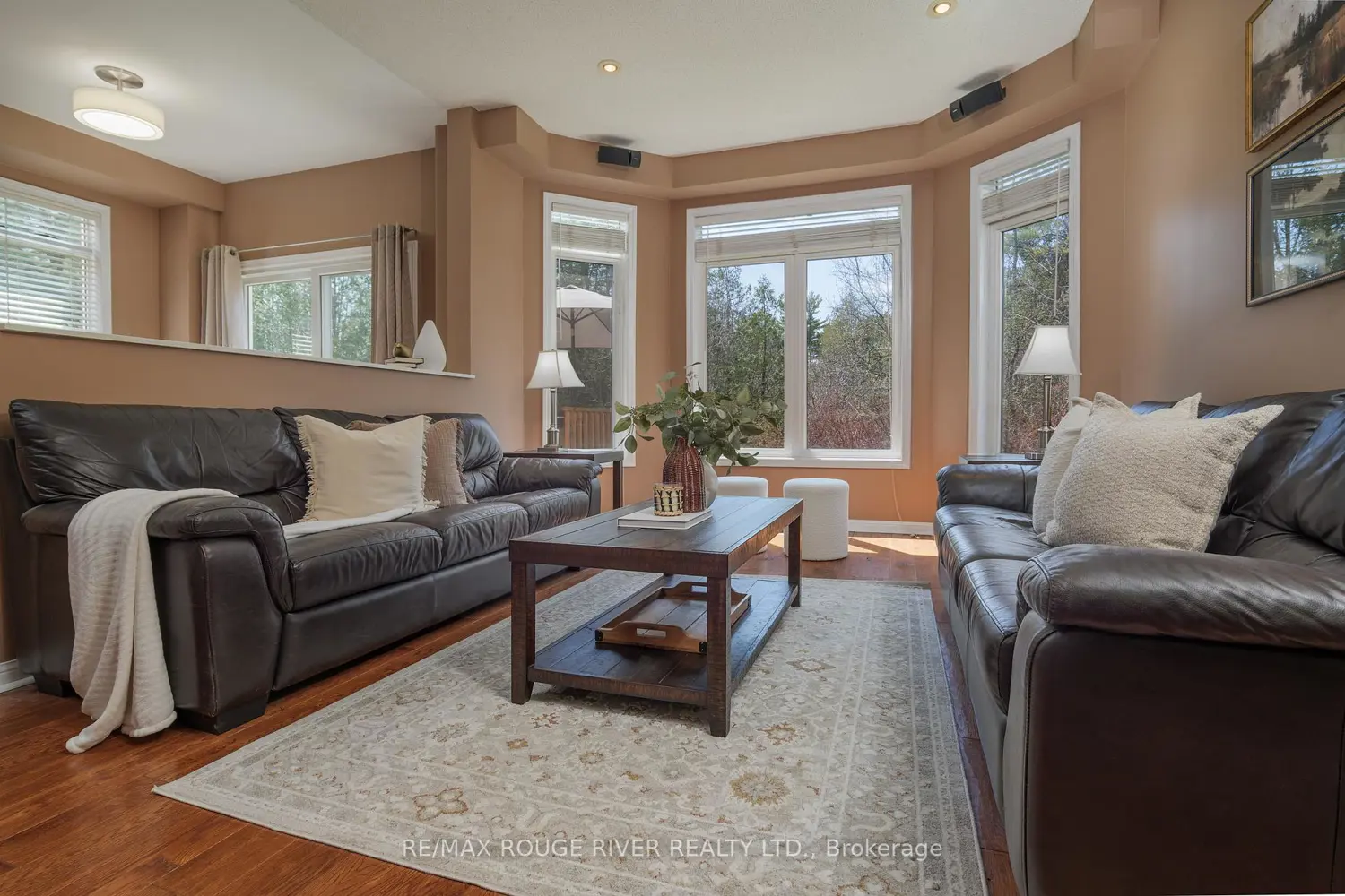 Additional image 7 of 463 Summerpark Crescent
