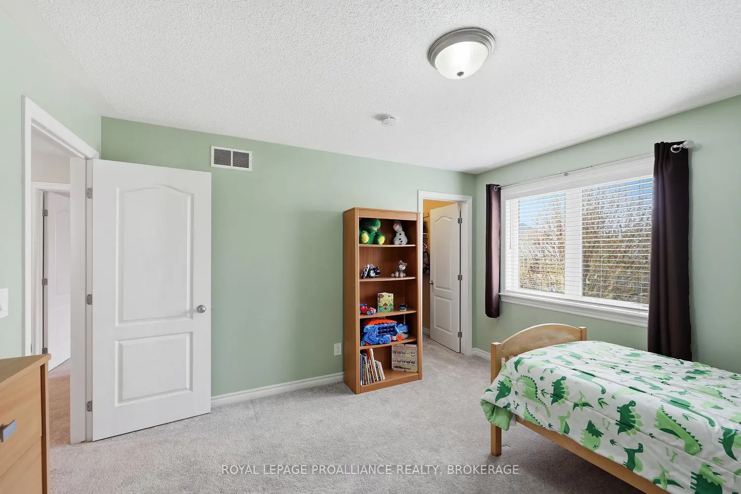Additional image 9 of 680 Fieldstone Drive