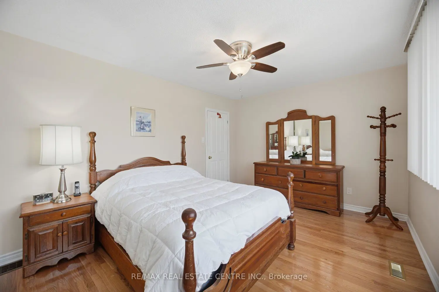 Additional image 12 of 3590 Fieldgate Drive