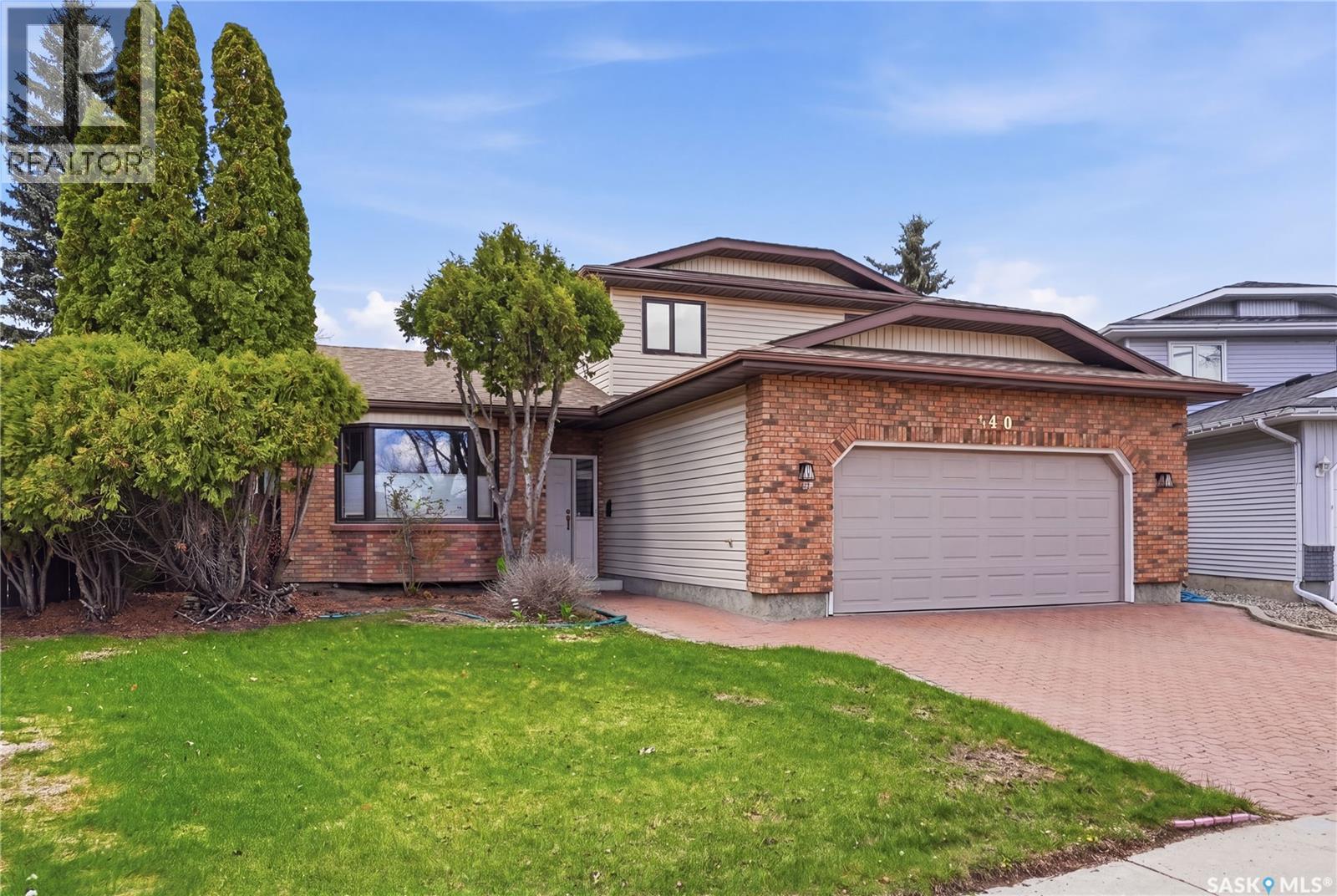 540 Nesslin CRESCENT