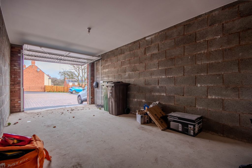 Additional image 14 of 1 bed flat for saleChartist Rise, Blackwood NP12