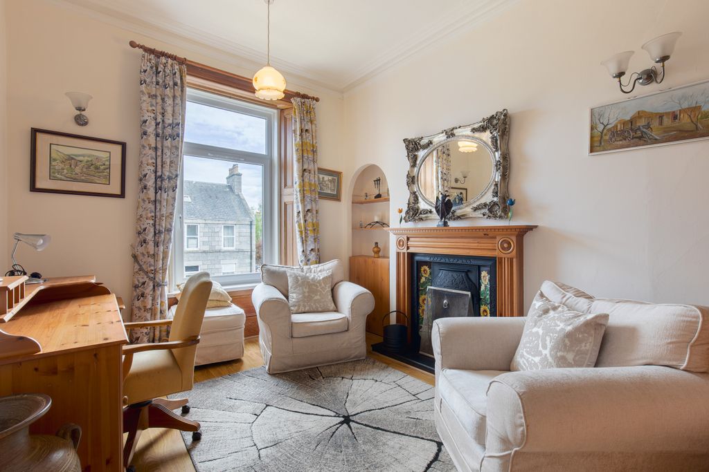 Additional image 4 of 4 bed maisonette for saleIrvine Place, Aberdeen AB10