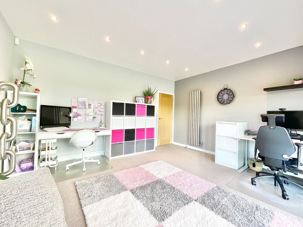 Additional image 13 of 4 bed detached house for saleActon, Newcastle ST5