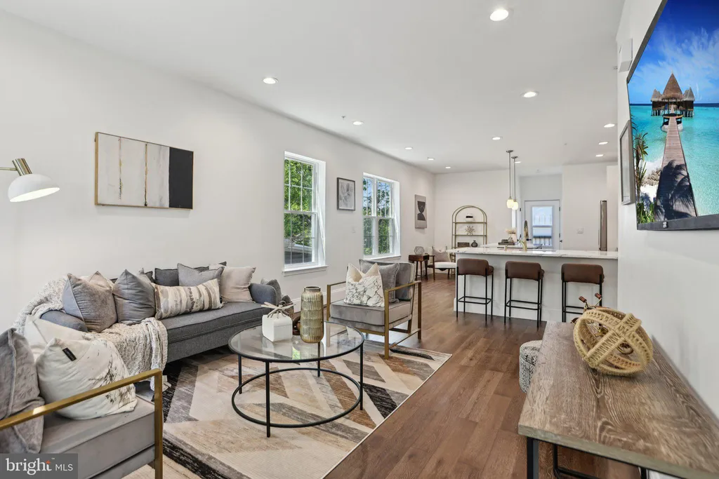 Additional image 5 of 322 56th Street NE, Washington, DC 20019