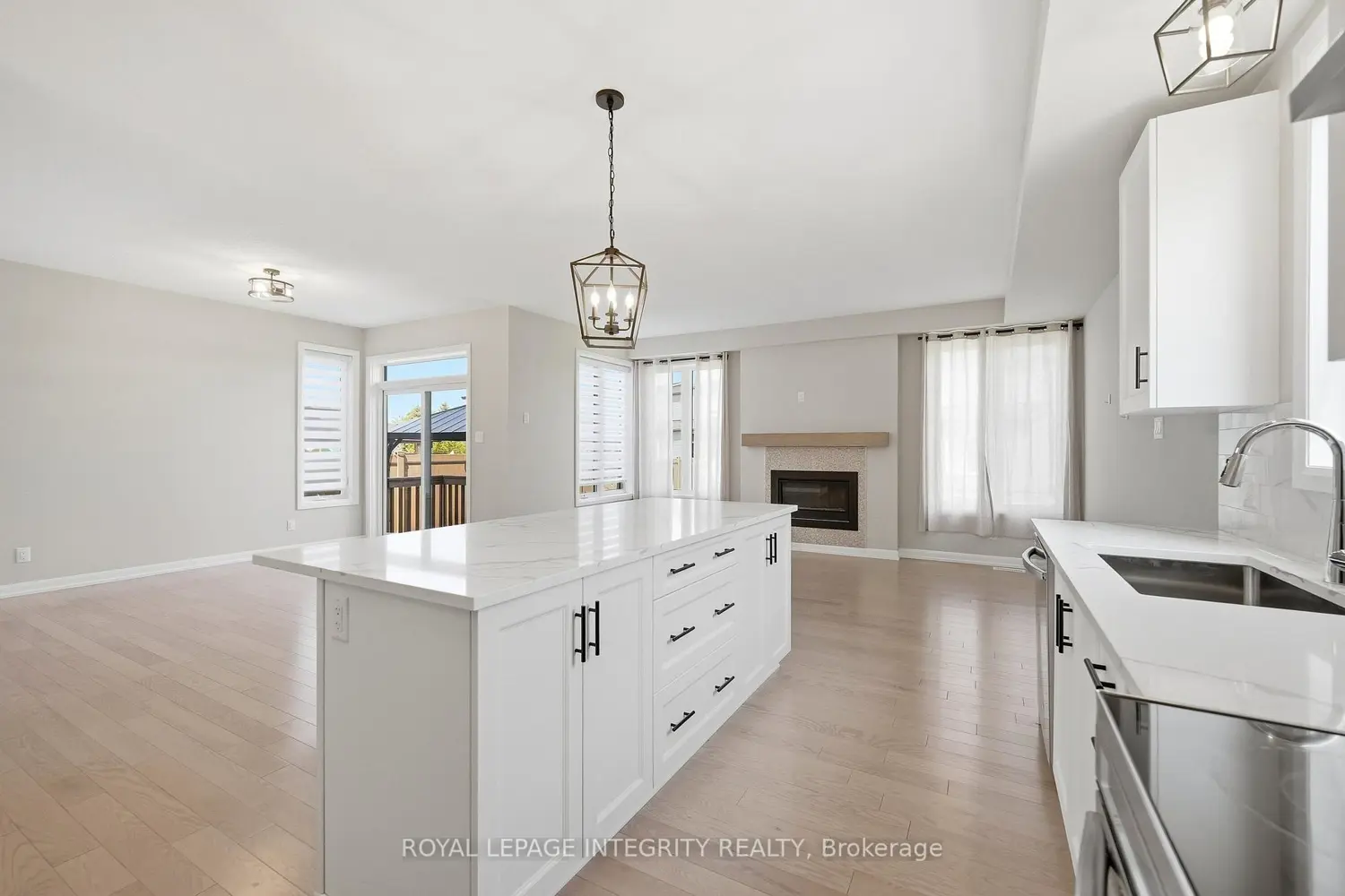 1220 Diamond Street photo 5