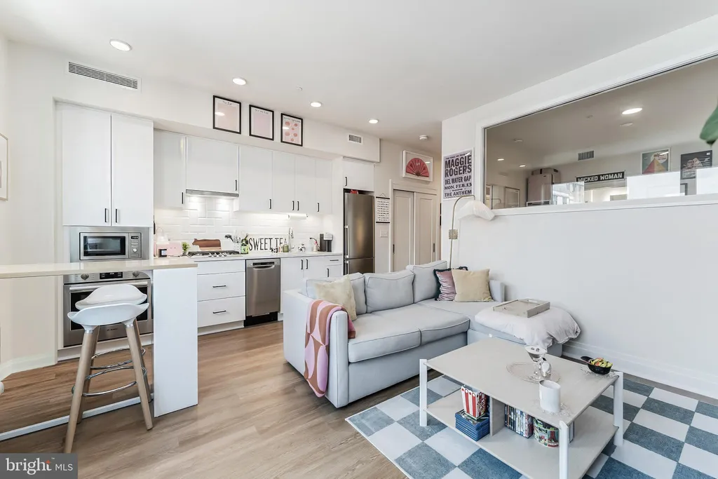 Additional image 3 of 923 V Street NW Unit 501, Washington, DC 20001