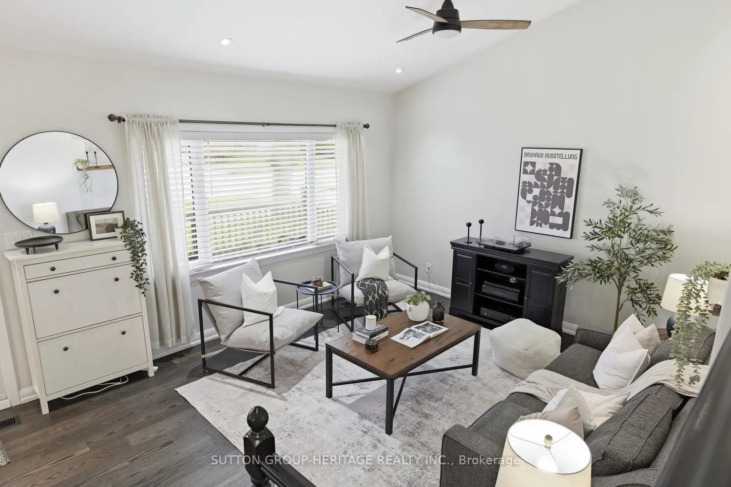 Additional image 10 of 919 Bayview Avenue