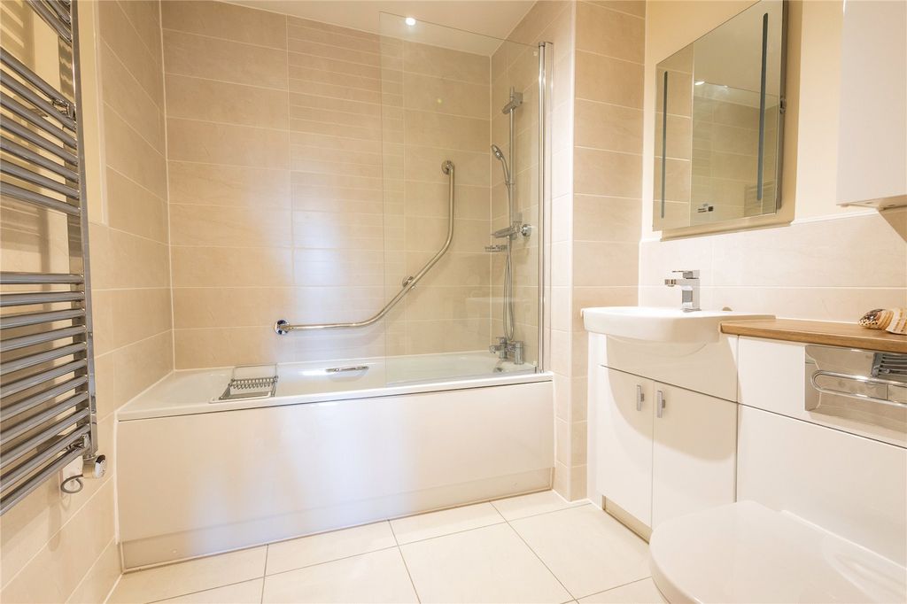 Additional image 14 of 2 bed flat for saleSummerfield Place, Wenlock Road, Shrewsbury, Shropshire SY2