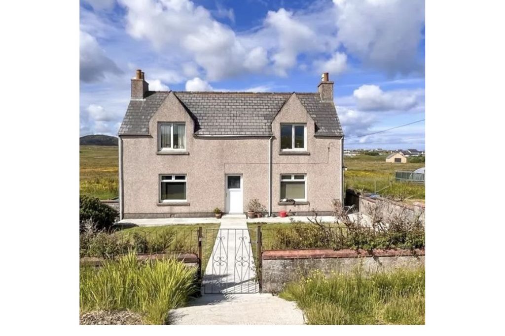 Additional image 3 of 3 bed detached house for saleNew Shawbost, Isle Of Lewis HS2
