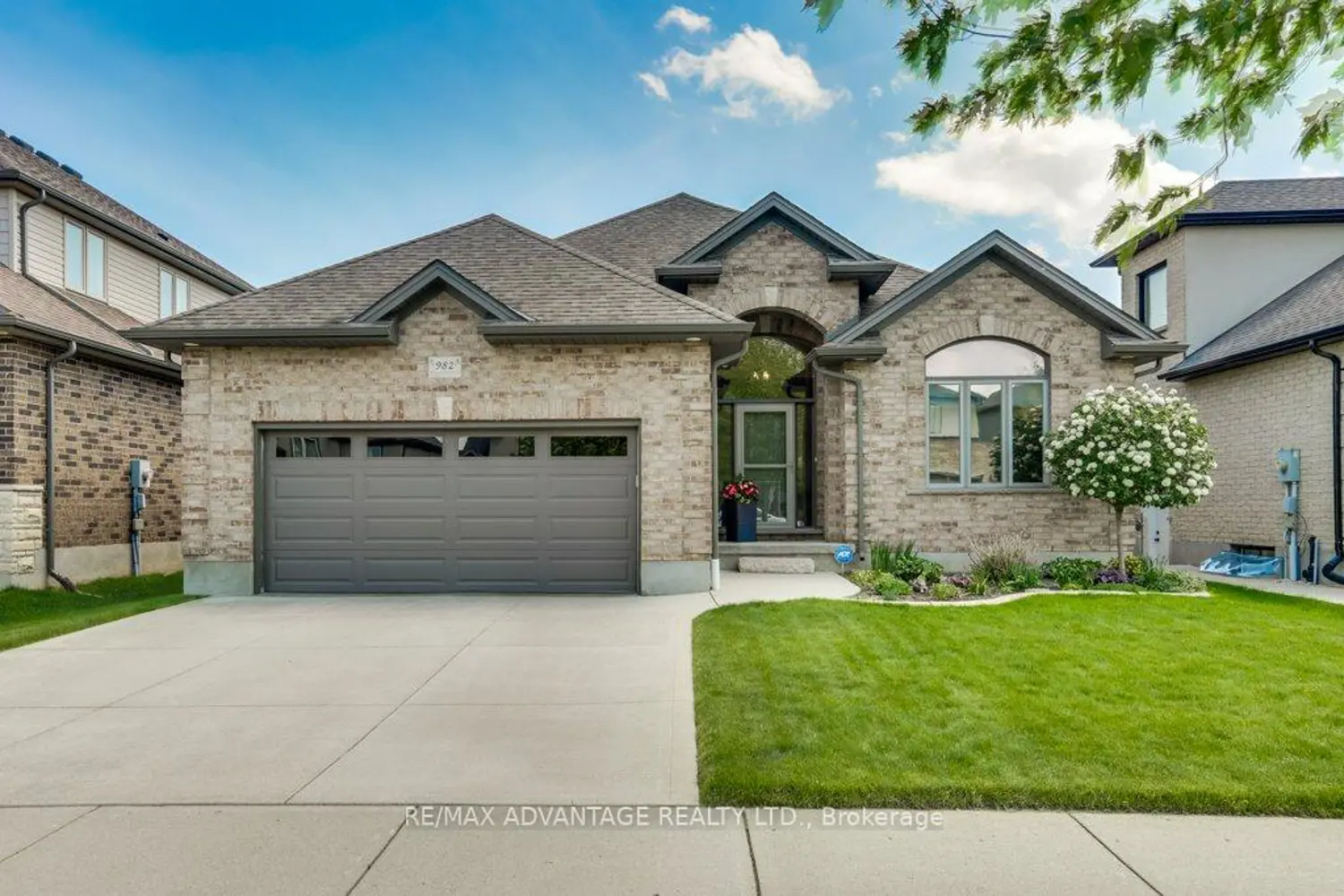 982 Medway Park Drive