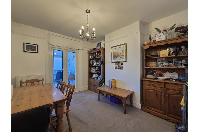 3 bed semi-detached house for saleDumpton Park Drive, Thanet, Ramsgate CT11 photo 5