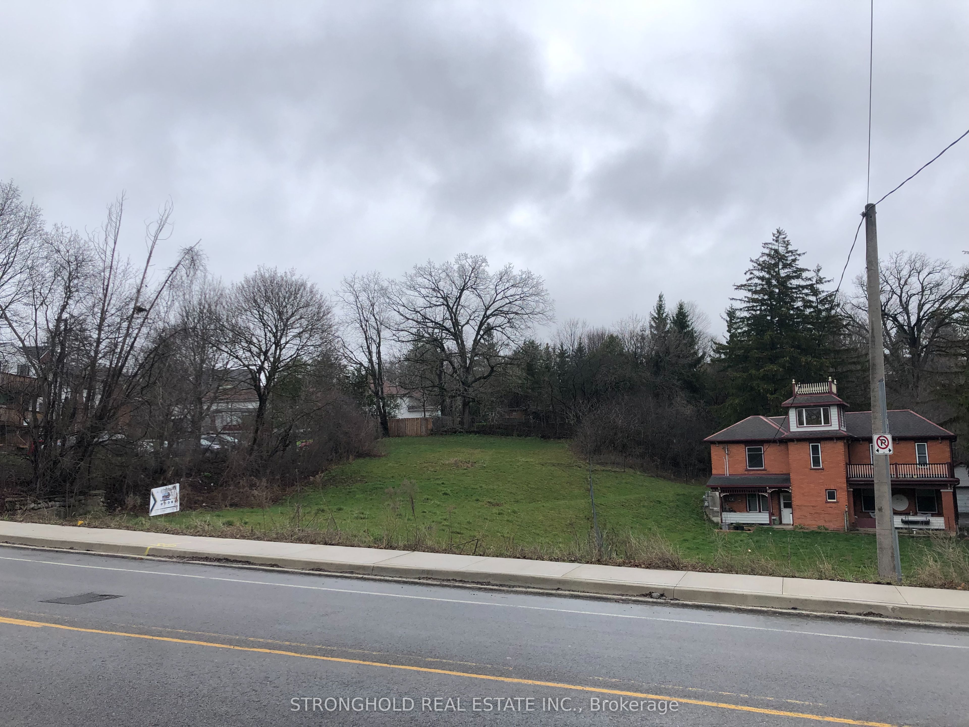 26 Bridge Street W, Kitchener, ON, N2K 1K4