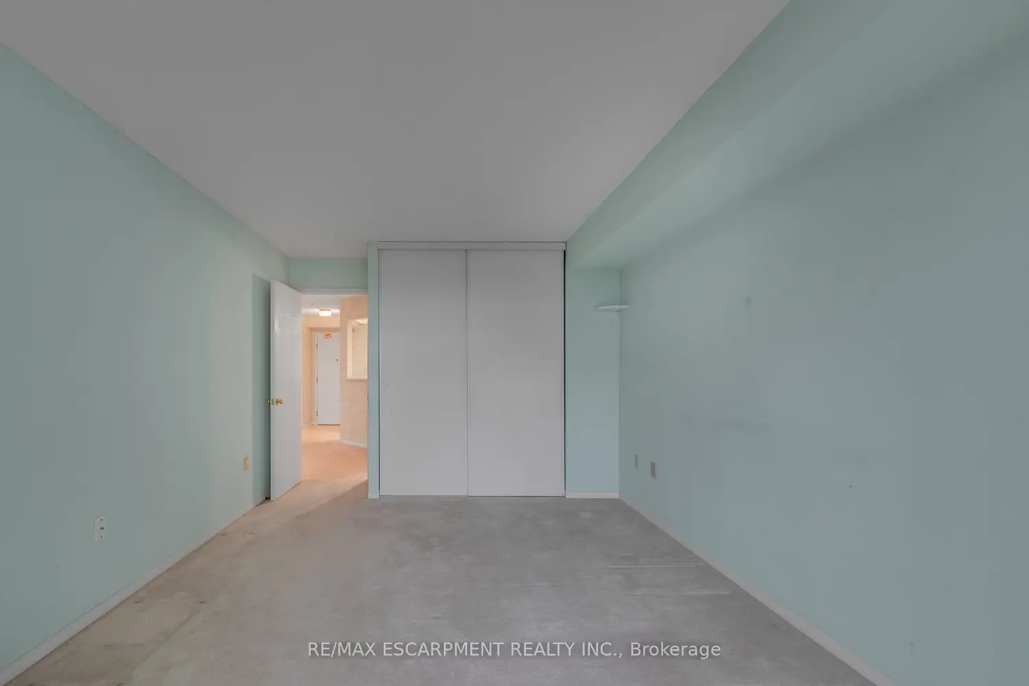 Additional image 7 of 5070 Pinedale Avenue 302