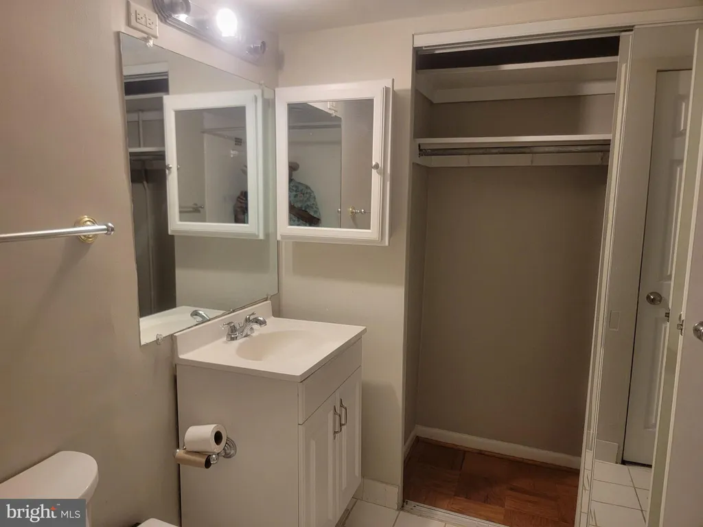 Additional image 9 of 922 24th Street NW Unit 412, Washington, DC 20037