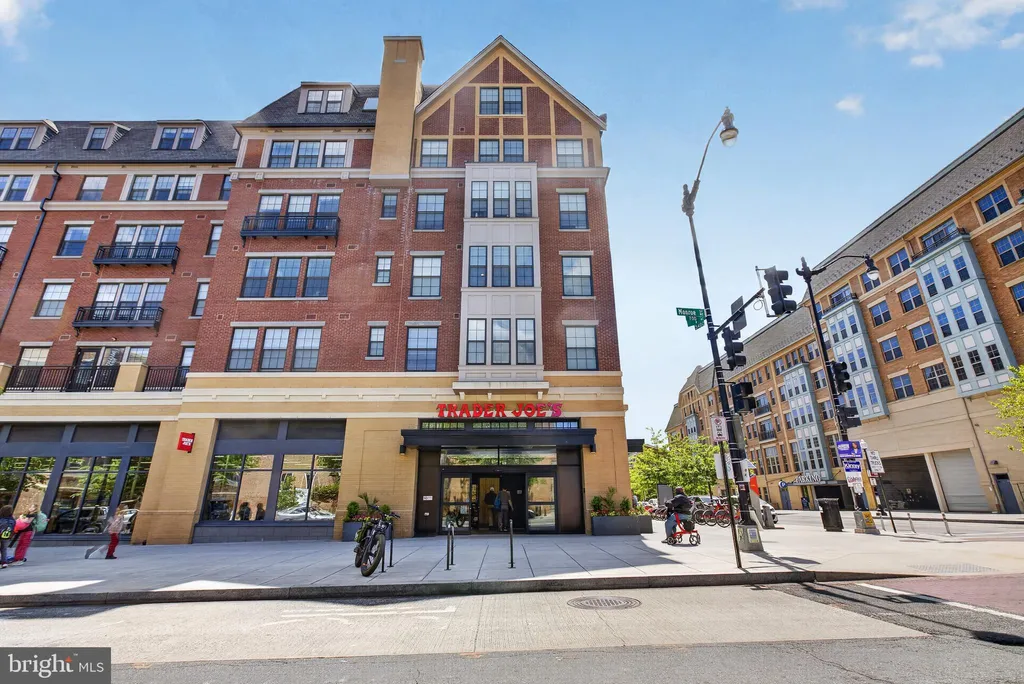 Additional image 21 of 3018 12th Street NE Unit 3, Washington, DC 20017