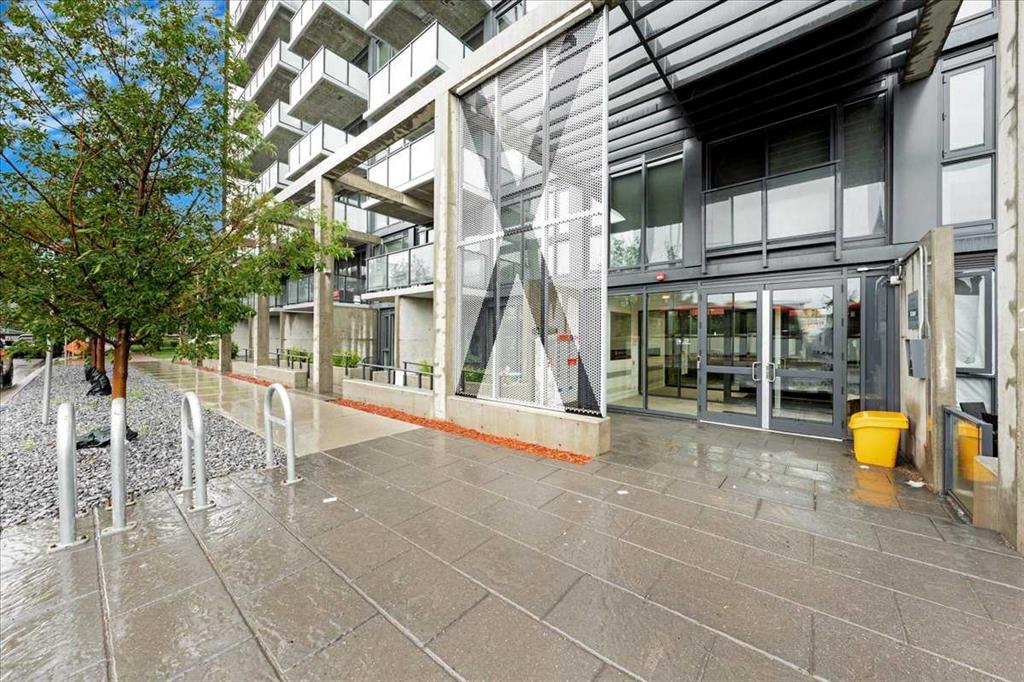Additional image 3 of 310-327 9a Street NW, Calgary, AB, T2N1T7